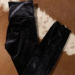 Black velvet Athleta leggings